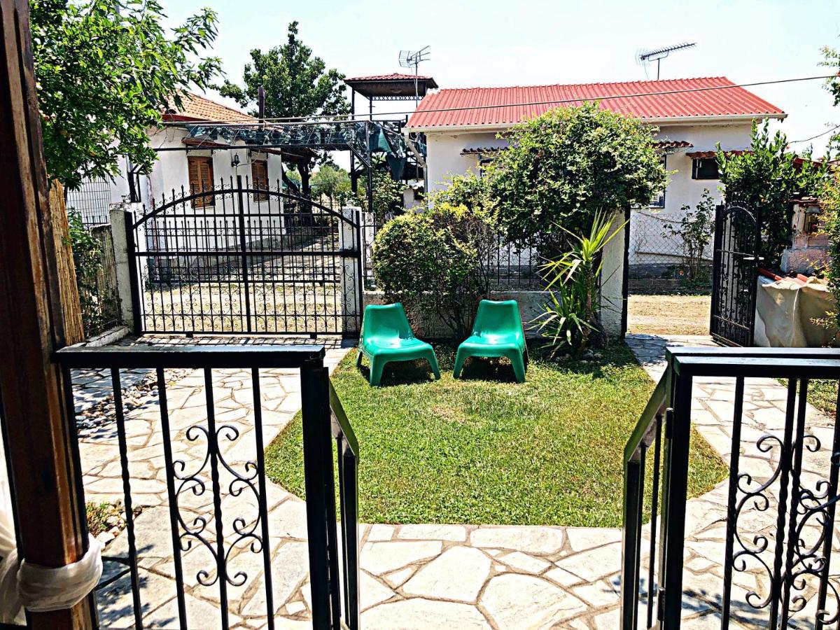 Breeze House Villa Nea Plagia Exteriör bild